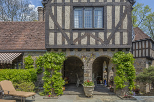 Tudor Revival 