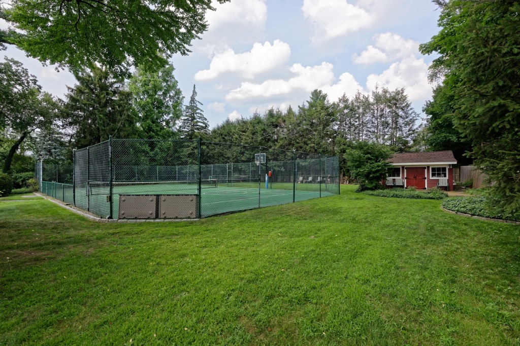 20 Cooper Road-Tennis